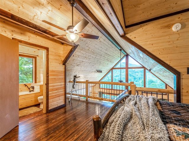 171 Jade Drive, Clyde, NC 28721