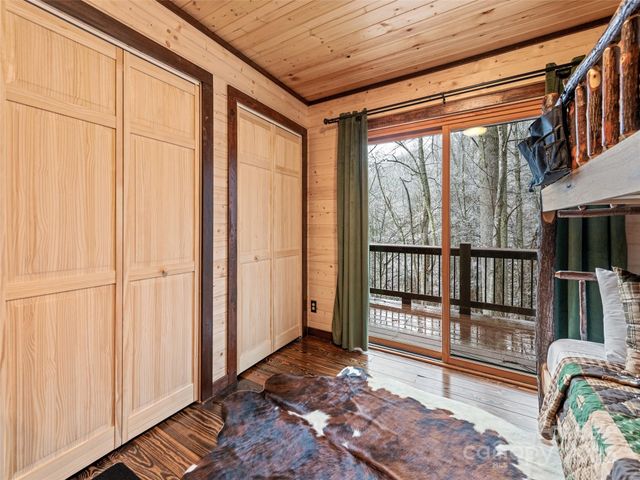 171 Jade Drive, Clyde, NC 28721