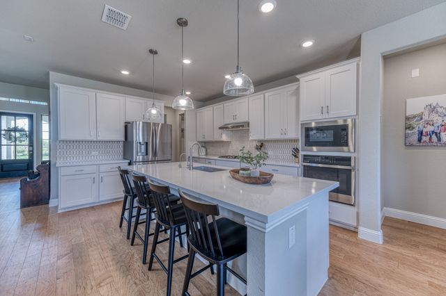 1112 Heritage Trail, Northlake, TX 76226