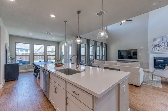 1112 Heritage Trail, Northlake, TX 76226