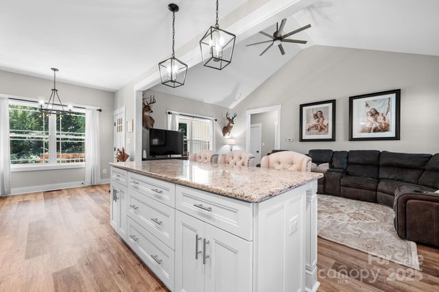 1724 Ivey Court, Maiden, NC 28650