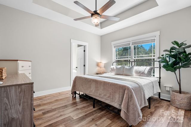 1724 Ivey Court, Maiden, NC 28650