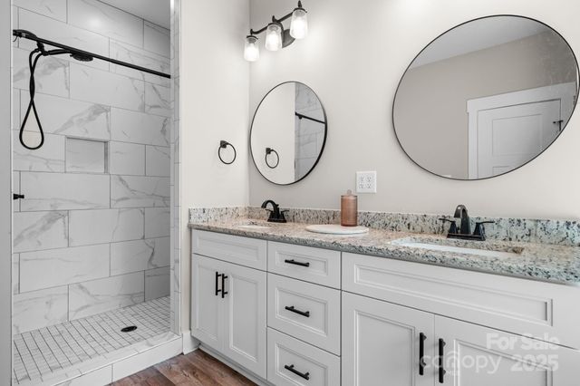 1724 Ivey Court, Maiden, NC 28650
