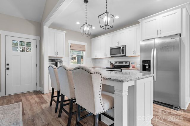 1724 Ivey Court, Maiden, NC 28650