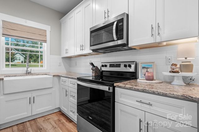 1724 Ivey Court, Maiden, NC 28650