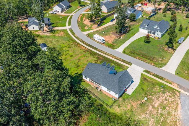 1724 Ivey Court, Maiden, NC 28650