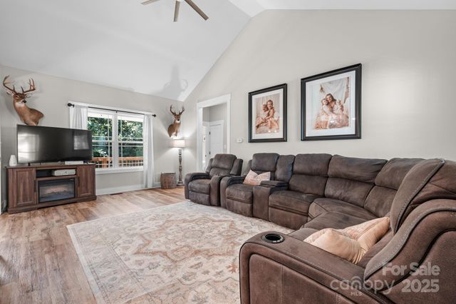 1724 Ivey Court, Maiden, NC 28650