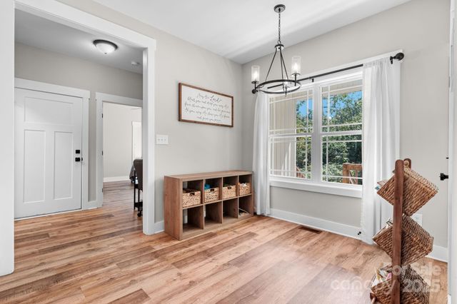 1724 Ivey Court, Maiden, NC 28650