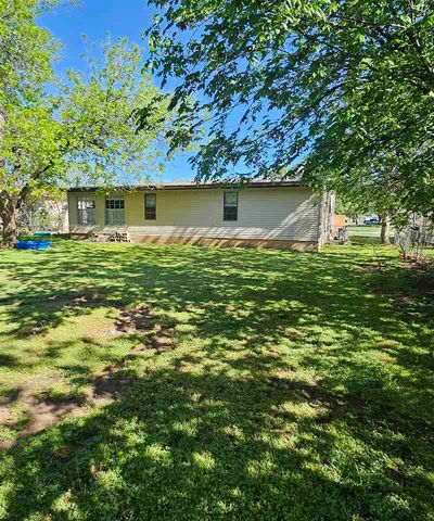 1212 E Hermosa, Frederick, OK 73542