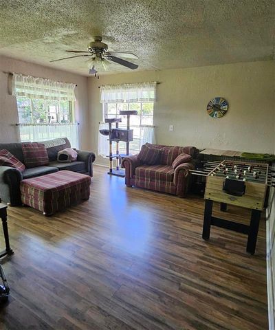 1212 E Hermosa, Frederick, OK 73542