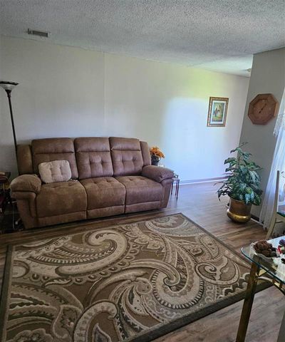 1212 E Hermosa, Frederick, OK 73542