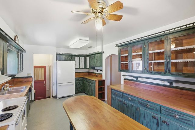1424 E EMPIRE Ave, Spokane, WA 99207