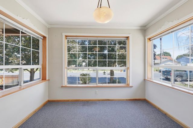 1424 E EMPIRE Ave, Spokane, WA 99207