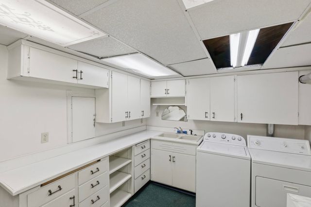 1424 E EMPIRE Ave, Spokane, WA 99207