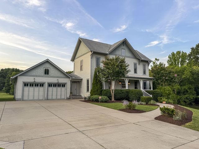 6502 Peytonsville Arno Rd, College Grove, TN 37046
