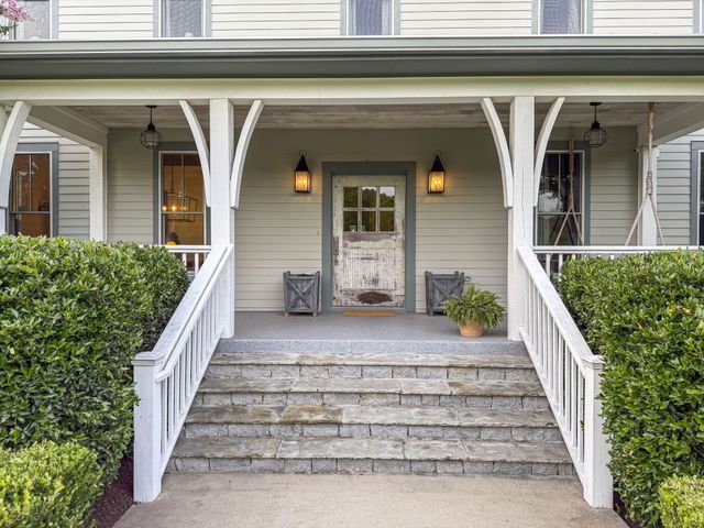 6502 Peytonsville Arno Rd, College Grove, TN 37046