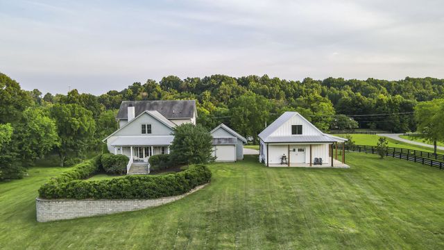 6502 Peytonsville Arno Rd, College Grove, TN 37046