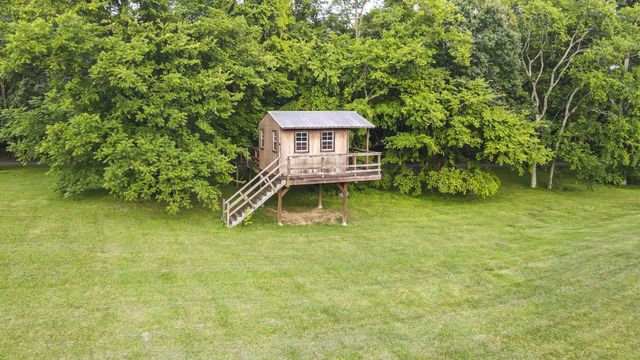 6502 Peytonsville Arno Rd, College Grove, TN 37046
