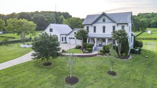 6502 Peytonsville Arno Rd, College Grove, TN 37046