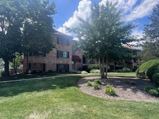 1750 Fayette Walk F, Hoffman Estates, IL 60169