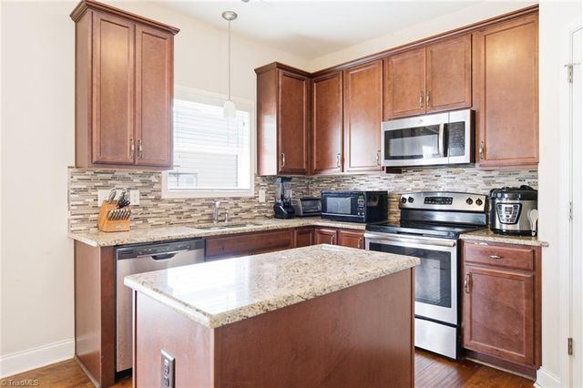 753 Breeders Cup Drive, Whitsett, NC 27377