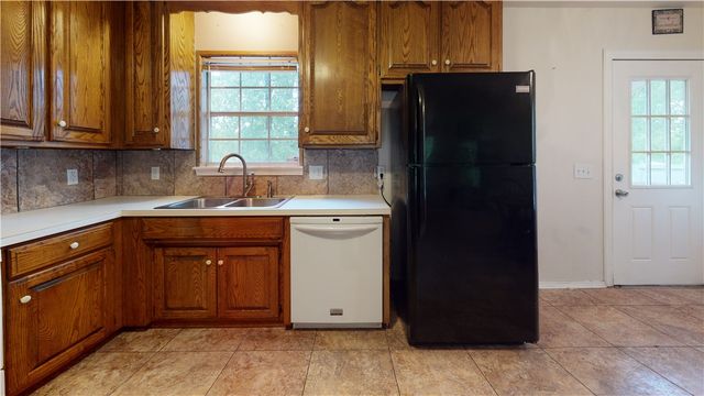 18639 Evergreen Lane, Springdale, AR 72764