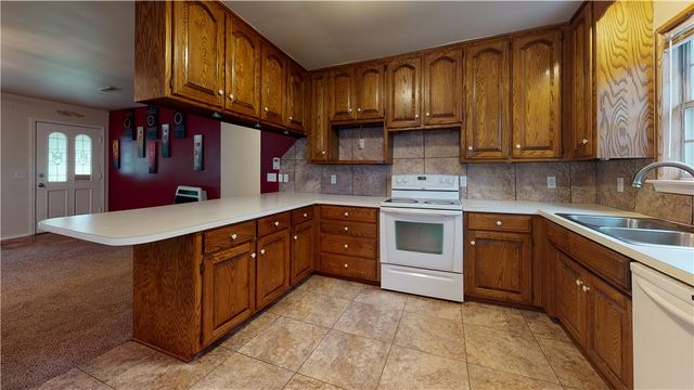 18639 Evergreen Lane, Springdale, AR 72764