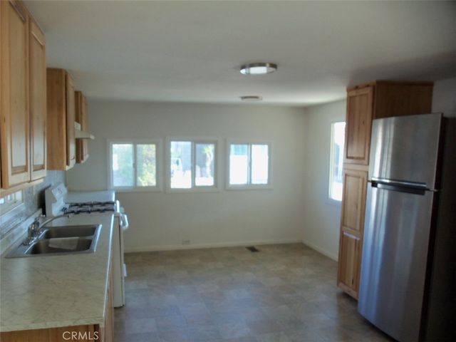 1600 S San Jacinto Avenue 82, San Jacinto, CA 92583