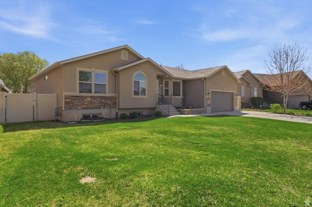 241 S RIVER BEND CT, Lehi, UT 84043