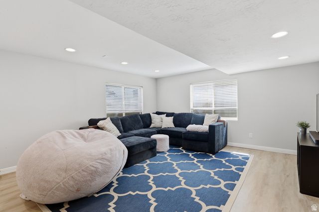 241 S RIVER BEND CT, Lehi, UT 84043