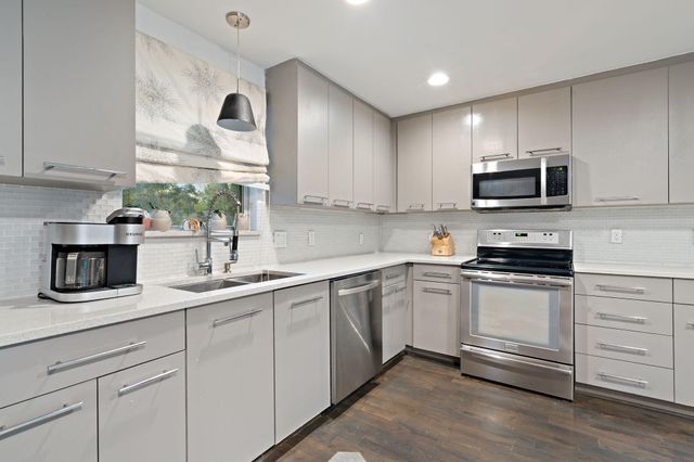 3427 Saint Cloud Circle, Dallas, TX 75229