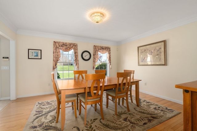 1 Silver Brook Rd, Salem, NH 03079