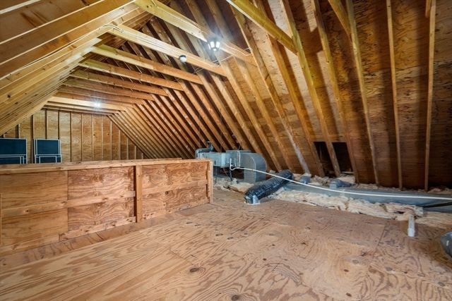 1 Silver Brook Rd, Salem, NH 03079