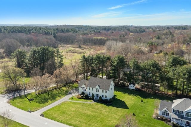 1 Silver Brook Rd, Salem, NH 03079