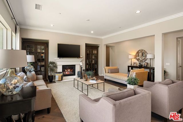 4964 Hydepark Drive, Agoura Hills, CA 91301
