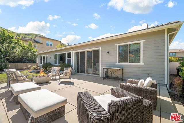 4964 Hydepark Drive, Agoura Hills, CA 91301