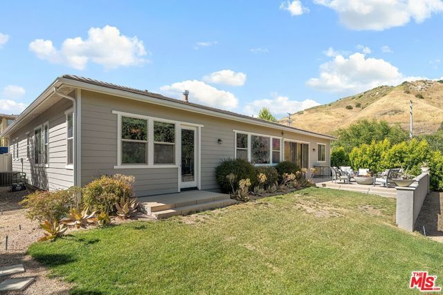 4964 Hydepark Drive, Agoura Hills, CA 91301