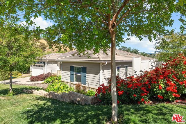4964 Hydepark Drive, Agoura Hills, CA 91301