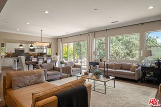 4964 Hydepark Drive, Agoura Hills, CA 91301