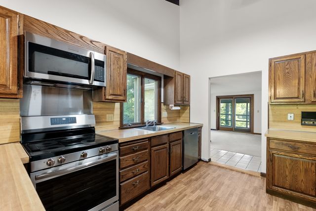 4 Tanglewood Road, Manchester, MA 01944