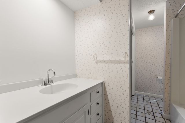4 Tanglewood Road, Manchester, MA 01944