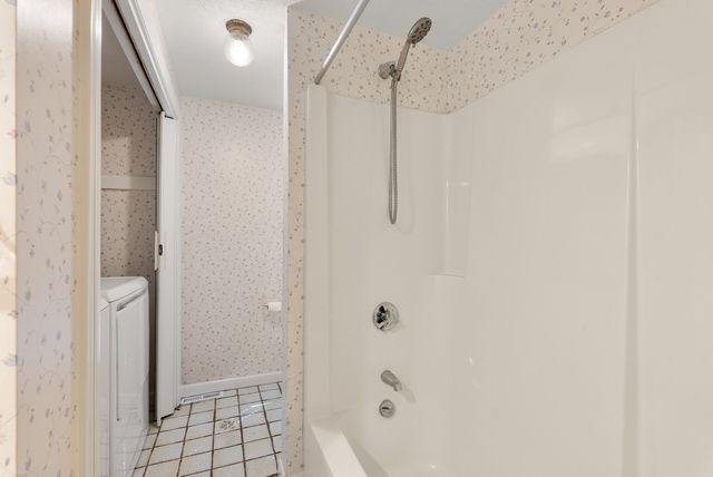 4 Tanglewood Road, Manchester, MA 01944