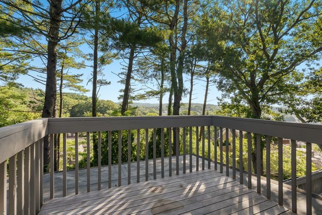 4 Tanglewood Road, Manchester, MA 01944