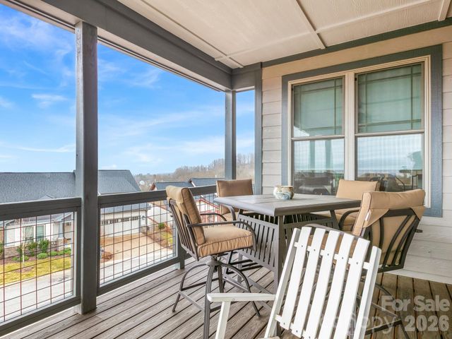 171 Waightstill Drive, Arden, NC 28704