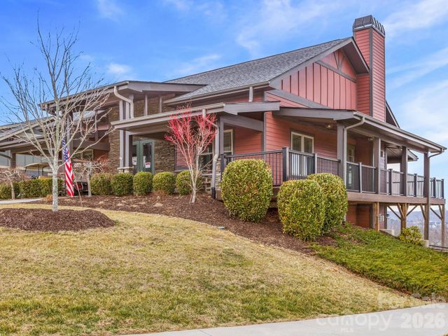 171 Waightstill Drive, Arden, NC 28704