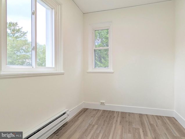 21-J RIDGE RD, Greenbelt, MD 20770