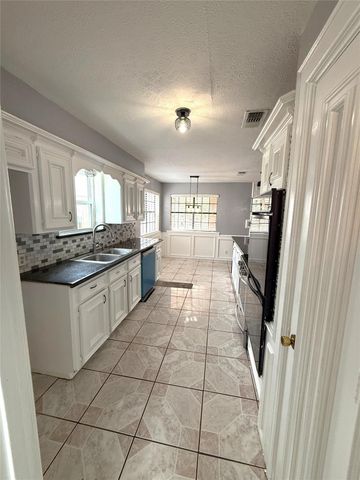 11611 Stone Bridge Drive, Houston, TX 77064