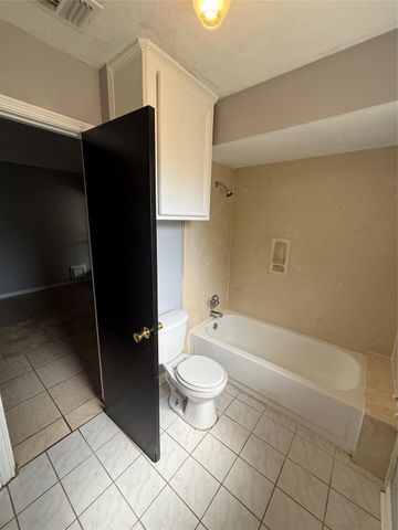 11611 Stone Bridge Drive, Houston, TX 77064