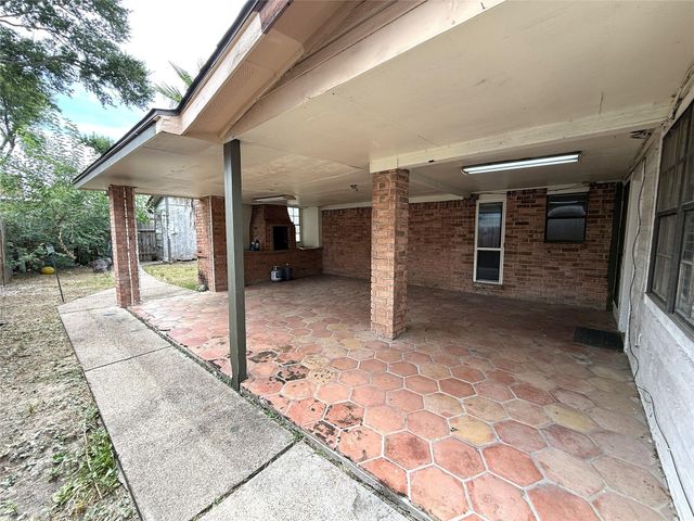 11611 Stone Bridge Drive, Houston, TX 77064