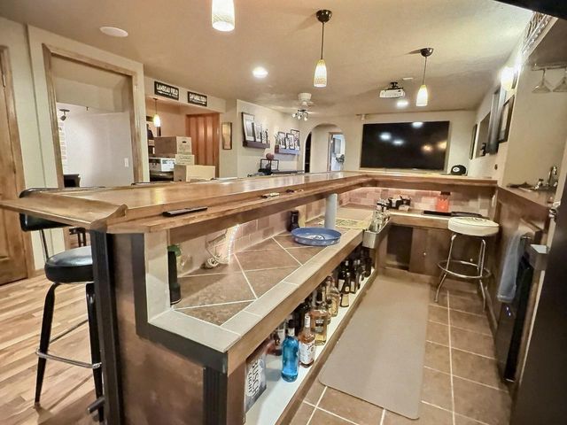1085 HILLWOOD RUN DRIVE, Oshkosh, WI 54901